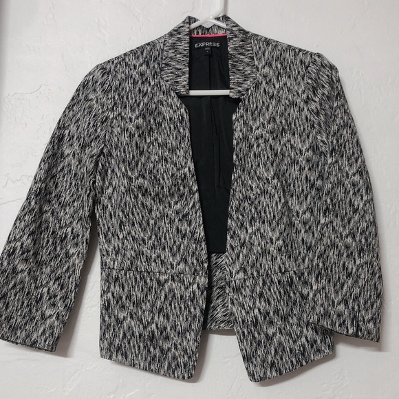 Express Size 2 Blazer - Picture 4 of 5